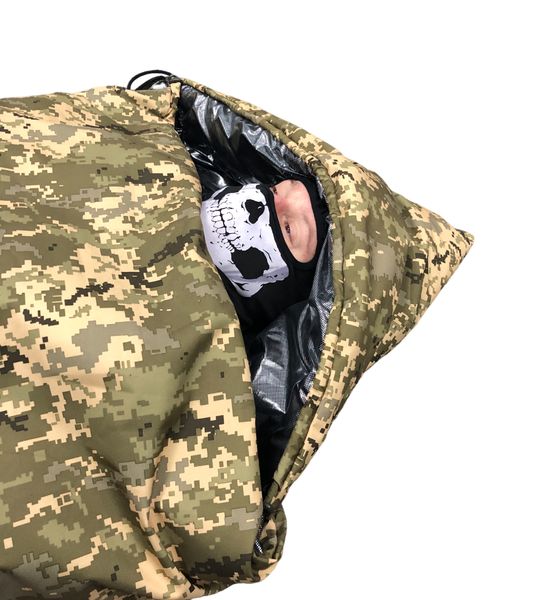 Heated sleeping bag